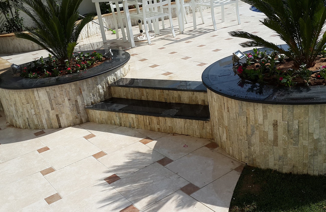 Outdoor Planters 1